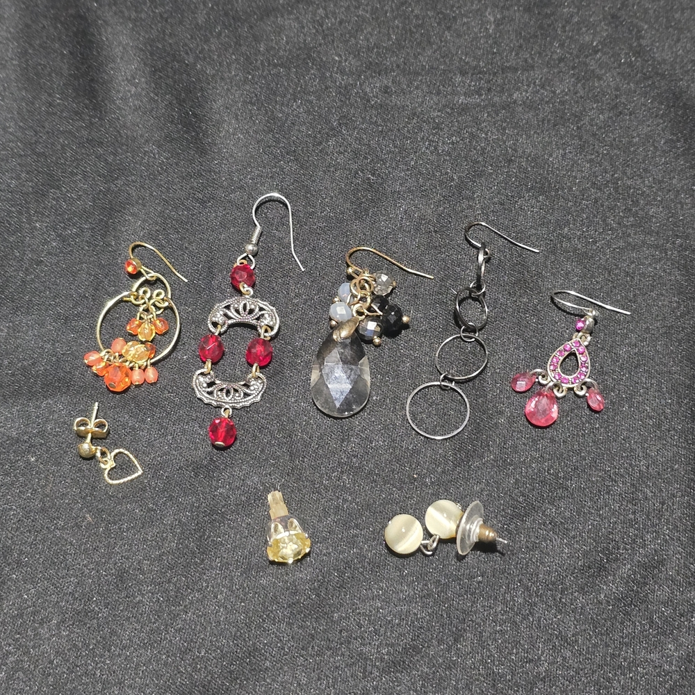 Small Eclectic Collection Of Single Vintage Earrings